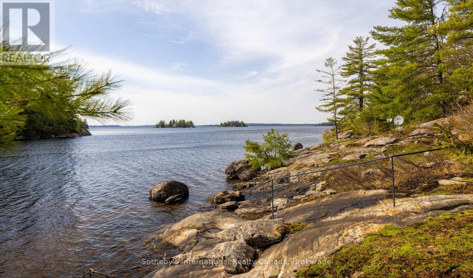 1-1076 BIRCH POINT ROAD, Gravenhurst, Ontario