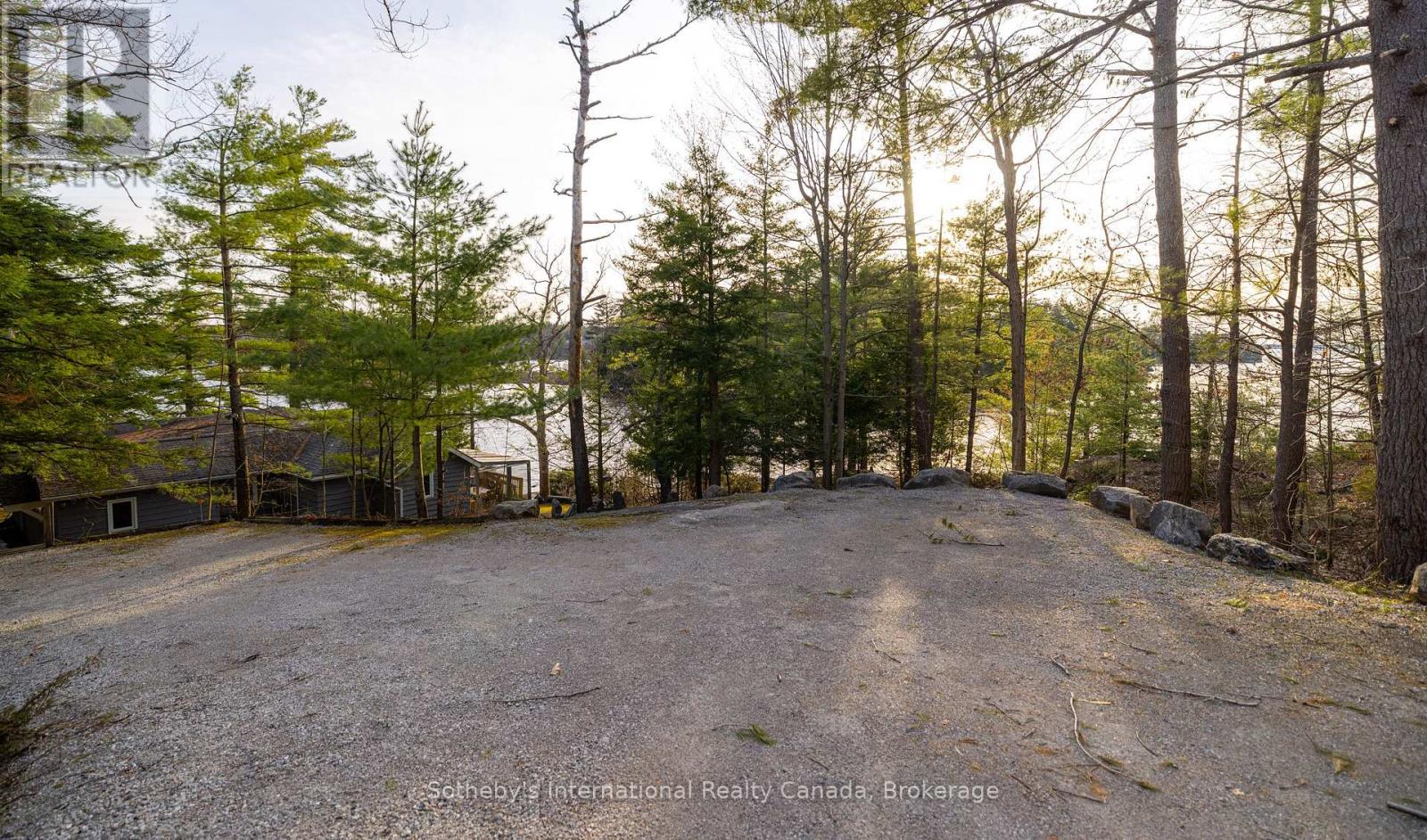 1-1076 Birch Point Road, Gravenhurst, Ontario  P1P 1R1 - Photo 12 - X12134532