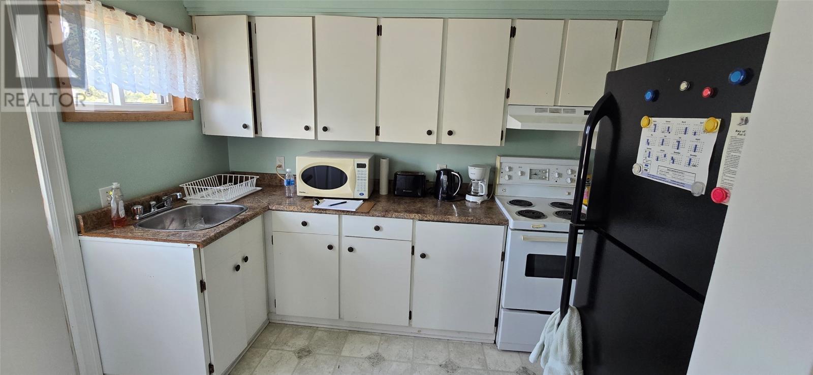 Property at 8 Oakes Road image 4
