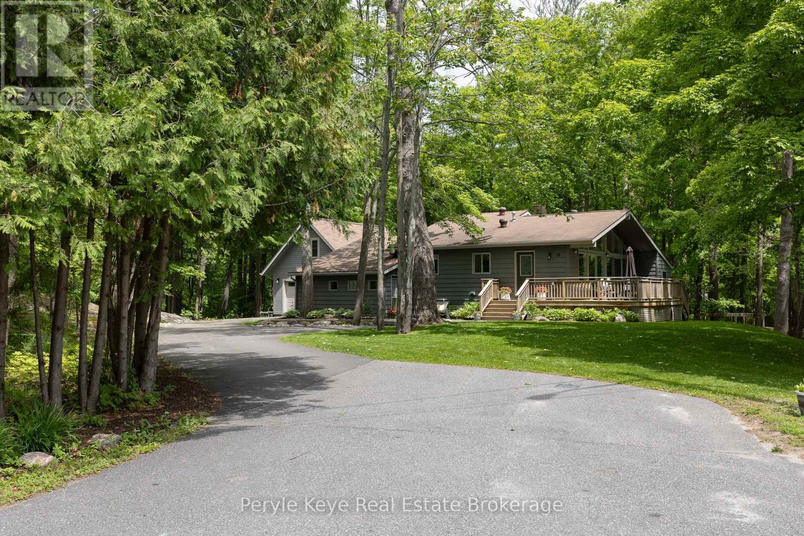 33 KING STREET, Bracebridge, Ontario