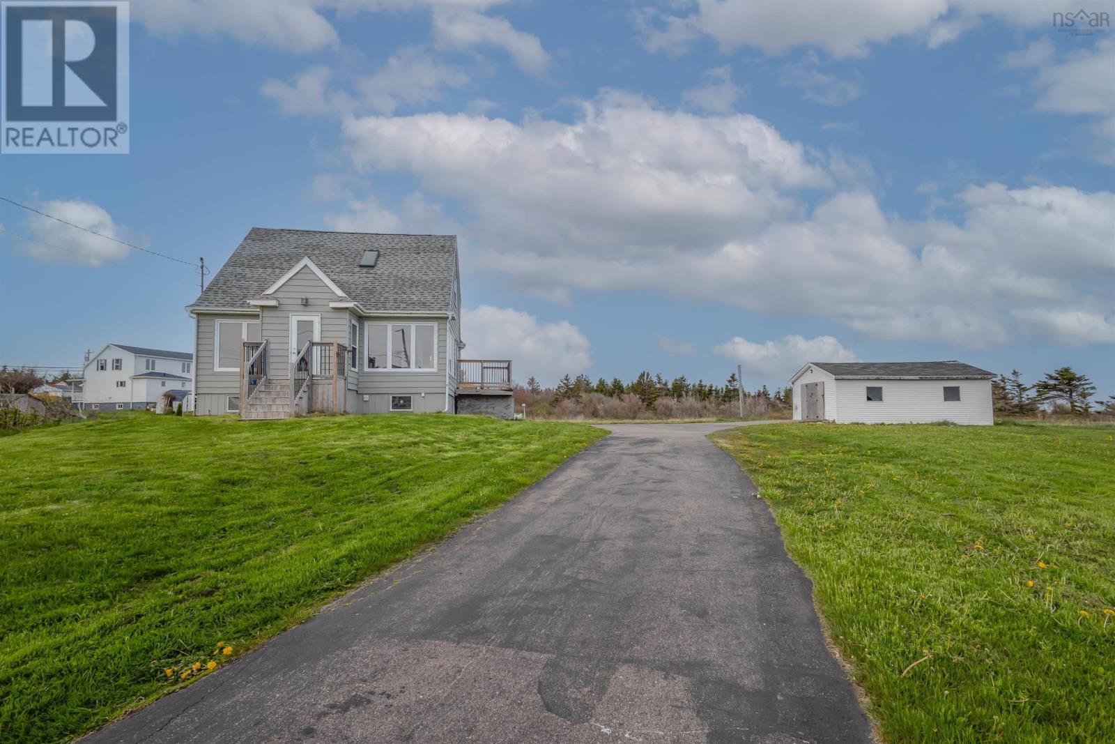 59 Cliff Street, Port Morien, Nova Scotia  B1B 1B4 - Photo 4 - 202512966