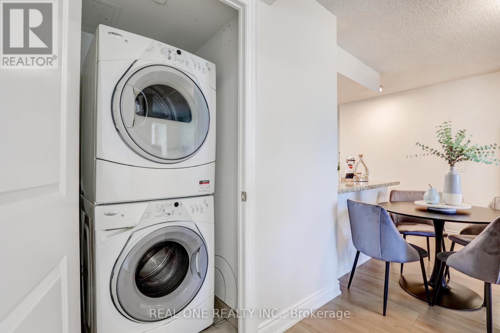 1121 - 500 Doris Avenue, Toronto, Ontario  M2N 0C1 - Photo 13 - C12100190