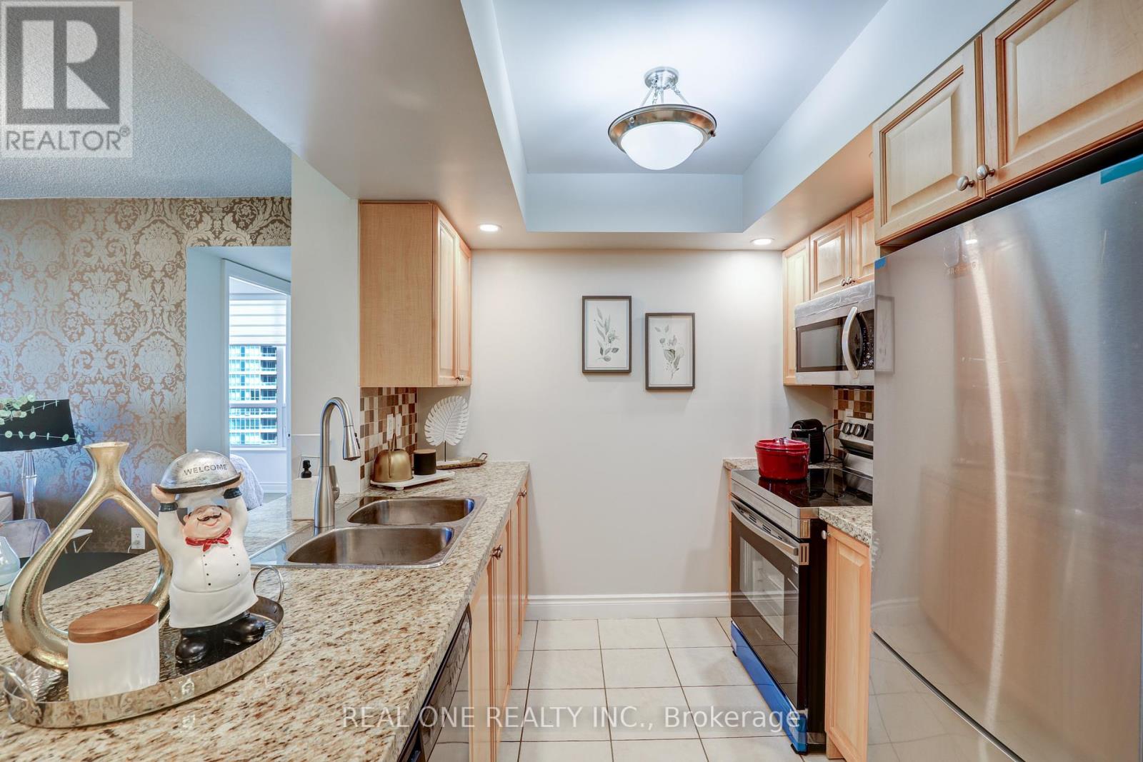 1121 - 500 Doris Avenue, Toronto, Ontario  M2N 0C1 - Photo 2 - C12100190