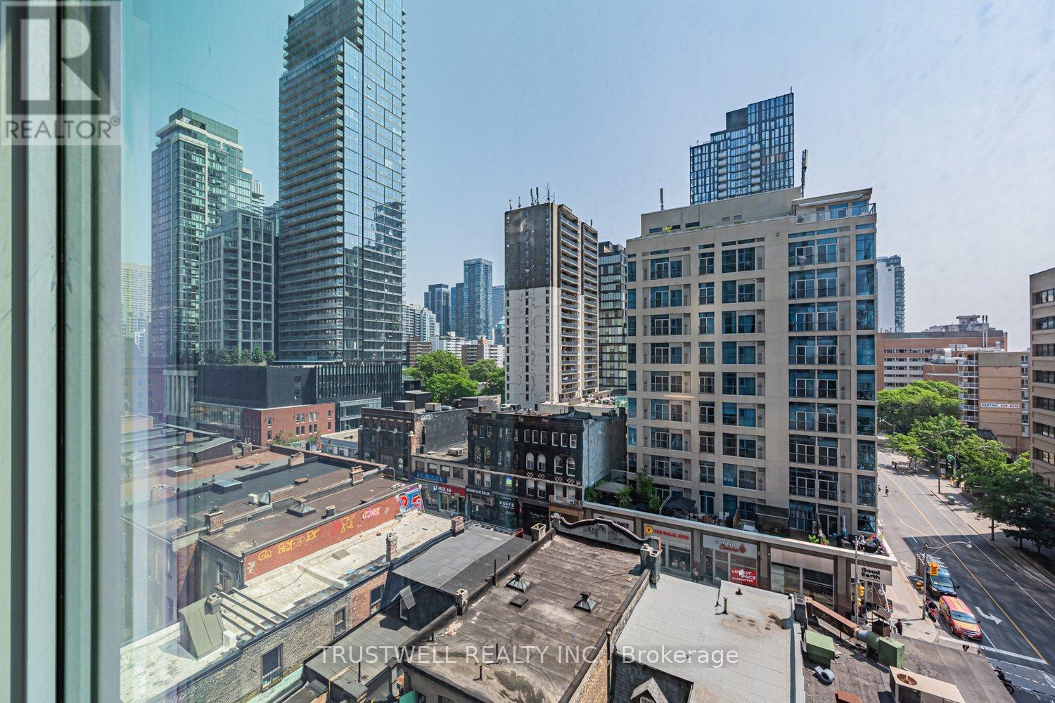 808 - 8 Wellesley Street W, Toronto, Ontario  M4Y 0J5 - Photo 26 - C12205702