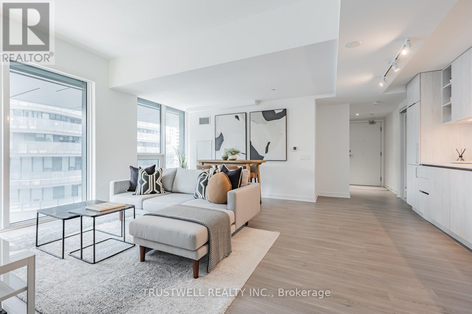808 - 8 Wellesley Street W, Toronto, Ontario  M4Y 0J5 - Photo 8 - C12205702