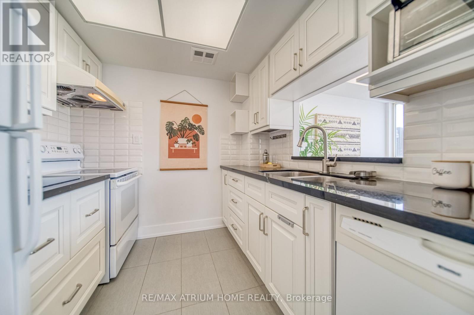 Ph306 - 5765 Yonge Street, Toronto, Ontario  M2M 4H9 - Photo 8 - C12217951