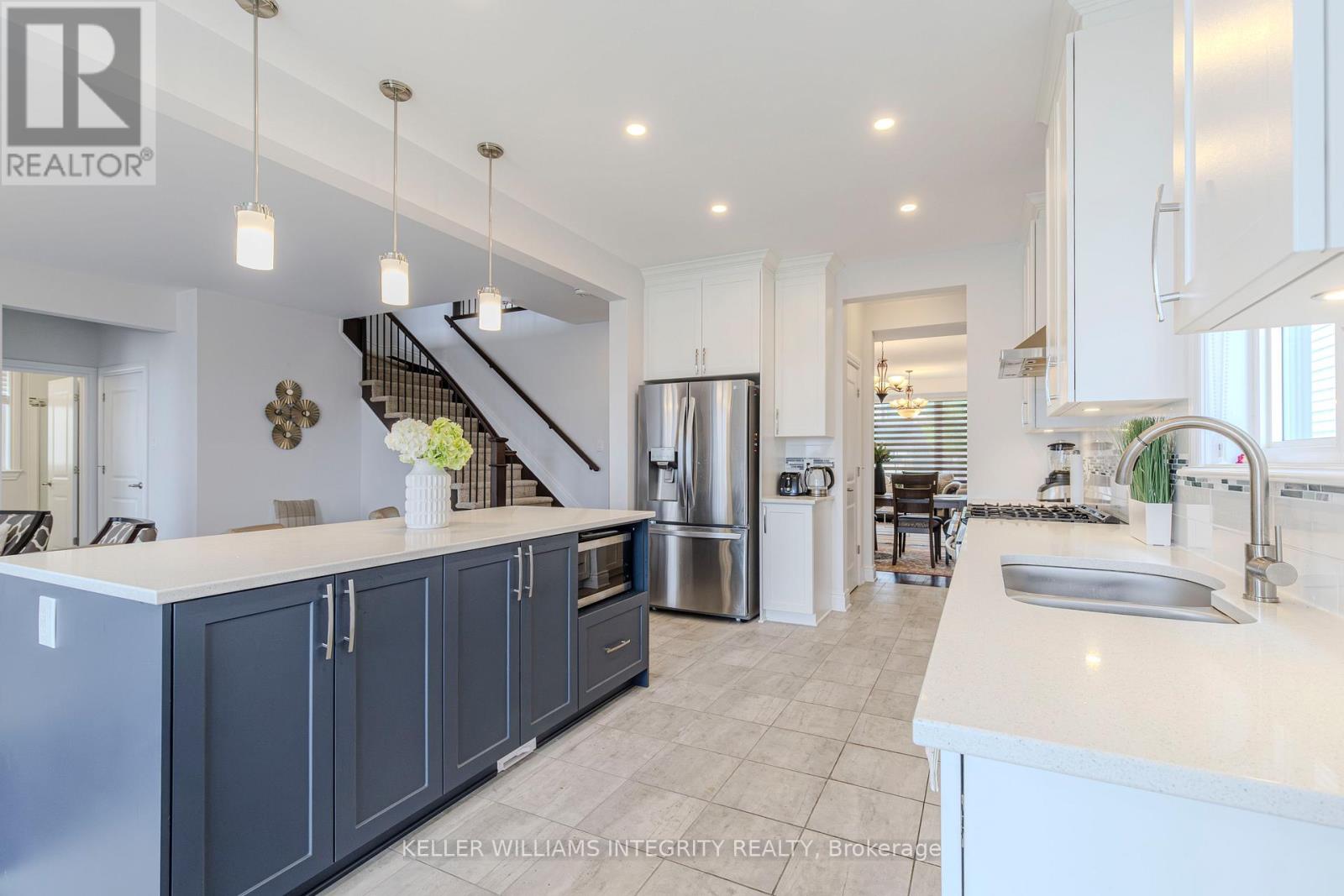 152 Finsbury Avenue, Ottawa, Ontario  K2S 2P5 - Photo 11 - X12161416