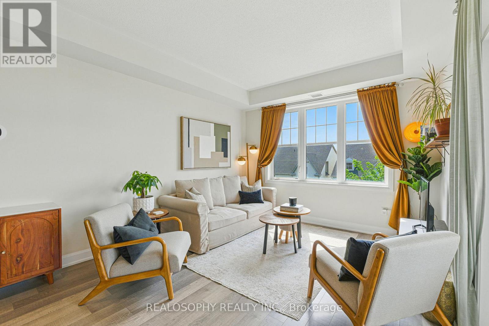 304 - 2333 Sawgrass Drive, Oakville, Ontario  L6H 0L2 - Photo 3 - W12217876
