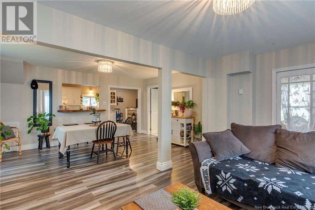 Property at 14 Currie Avenue image 4
