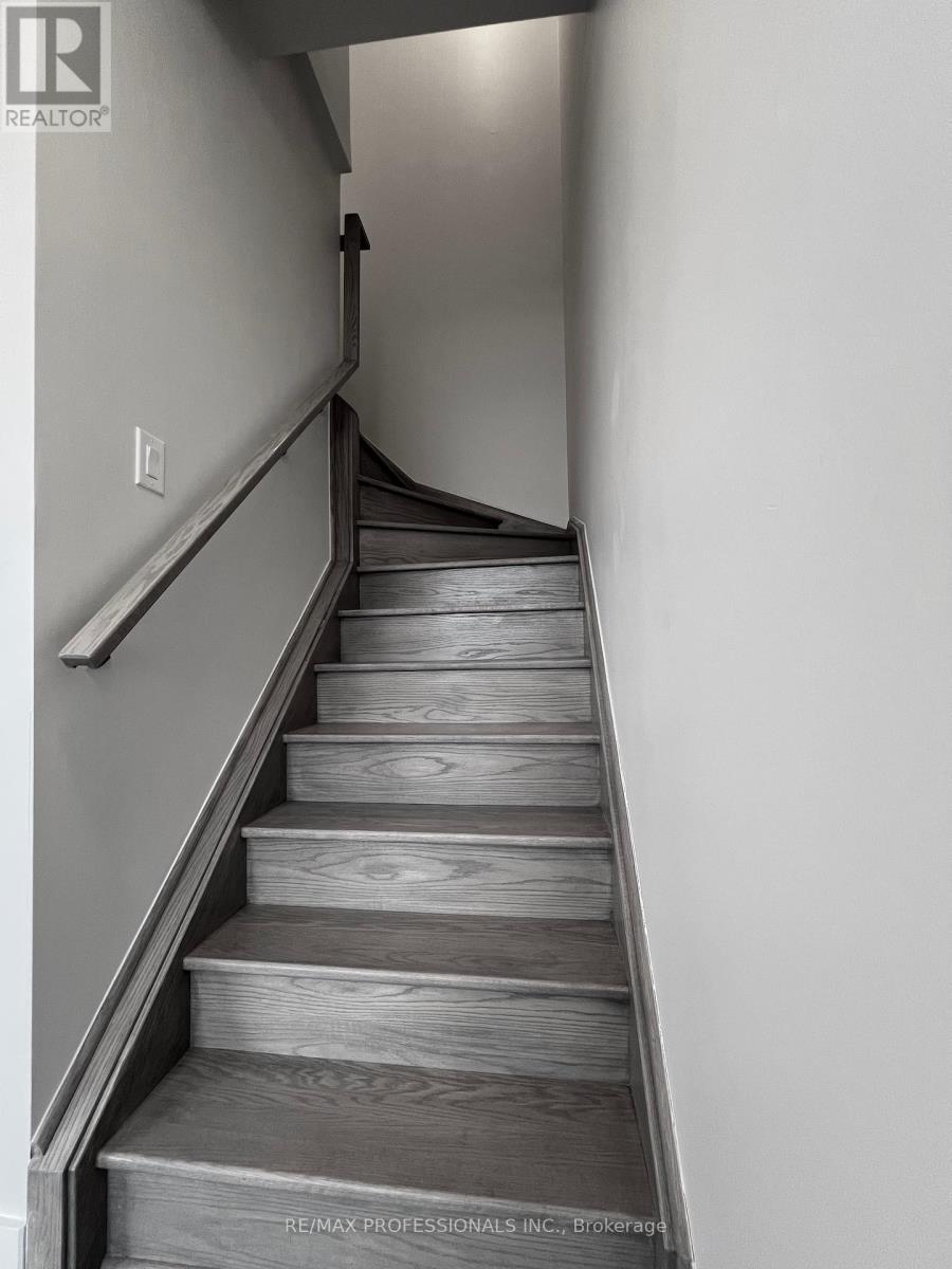 133 - 62 Dixfield Drive, Toronto, Ontario  M9C 3W1 - Photo 10 - W12217960