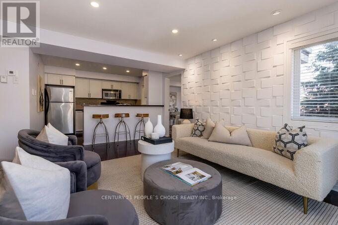 353 - 4975 Southampton Drive, Mississauga, Ontario  L5M 8C6 - Photo 10 - W12217963