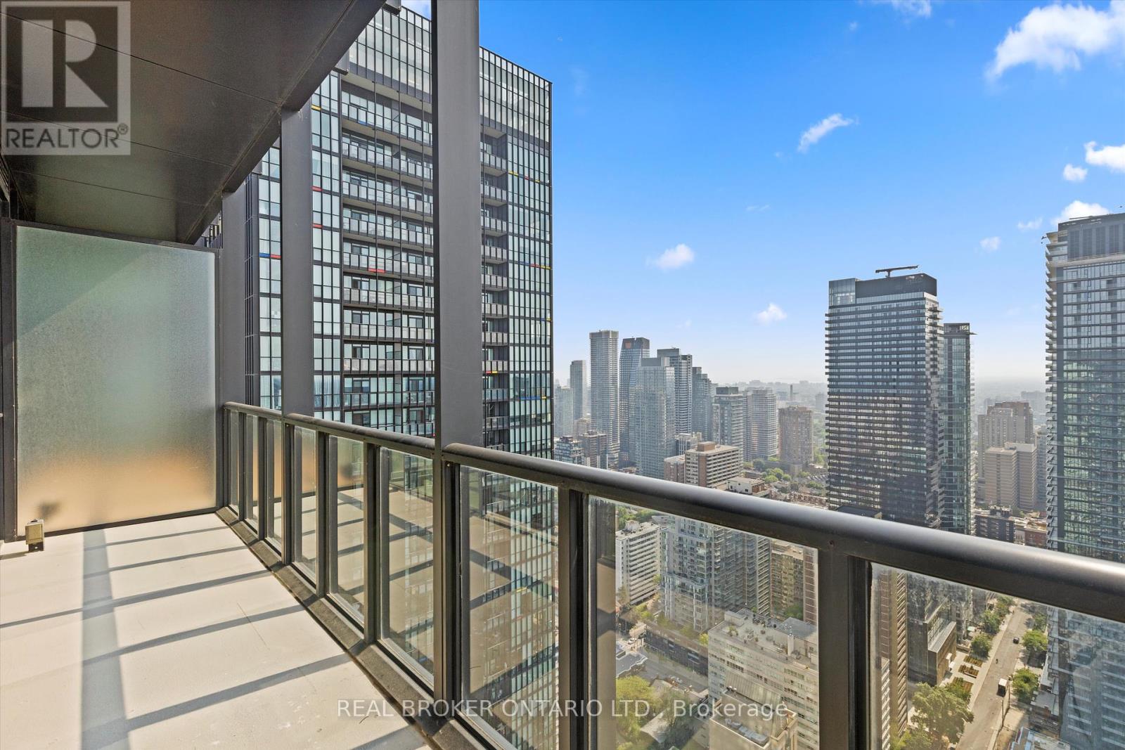 Ph 4403 - 110 Charles Street E, Toronto, Ontario  M4Y 1T5 - Photo 18 - C12214929
