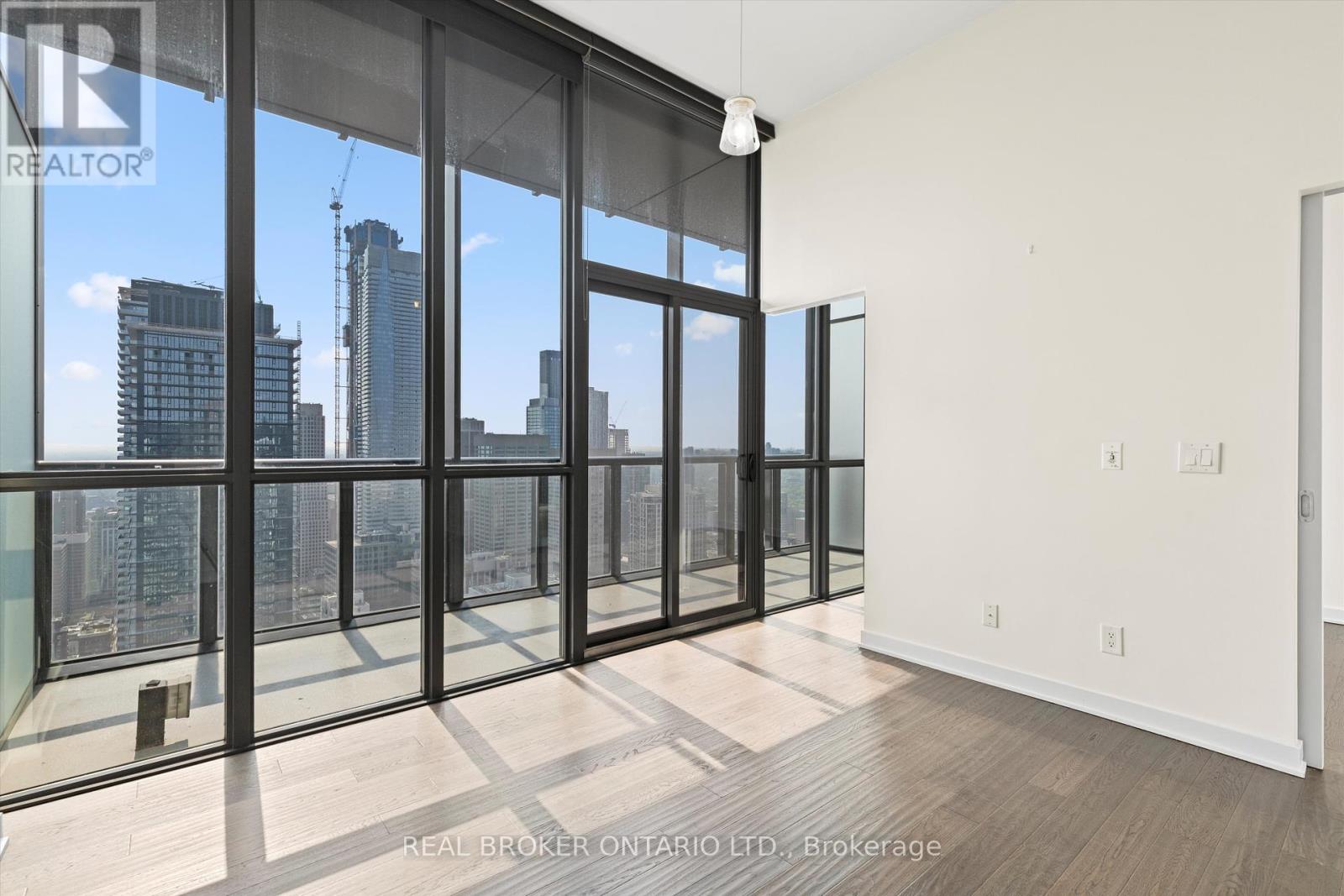 Ph 4403 - 110 Charles Street E, Toronto, Ontario  M4Y 1T5 - Photo 16 - C12214929