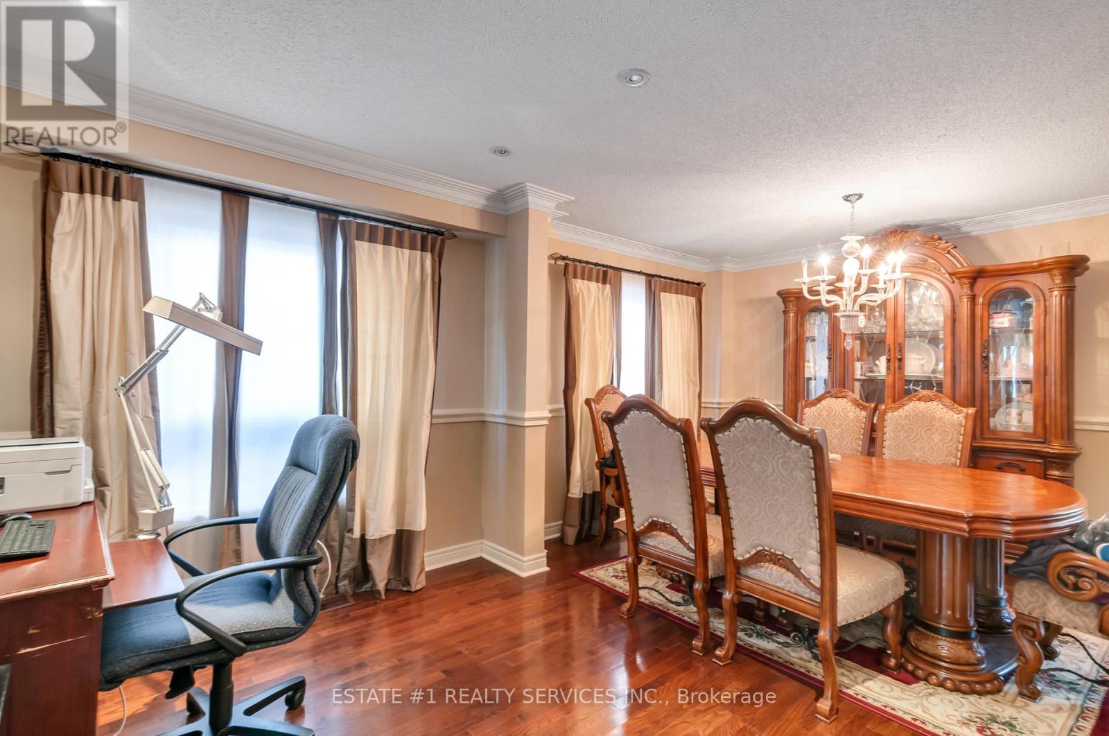 65 Brisdale Drive, Brampton, Ontario  L7A 3C1 - Photo 8 - W12214749