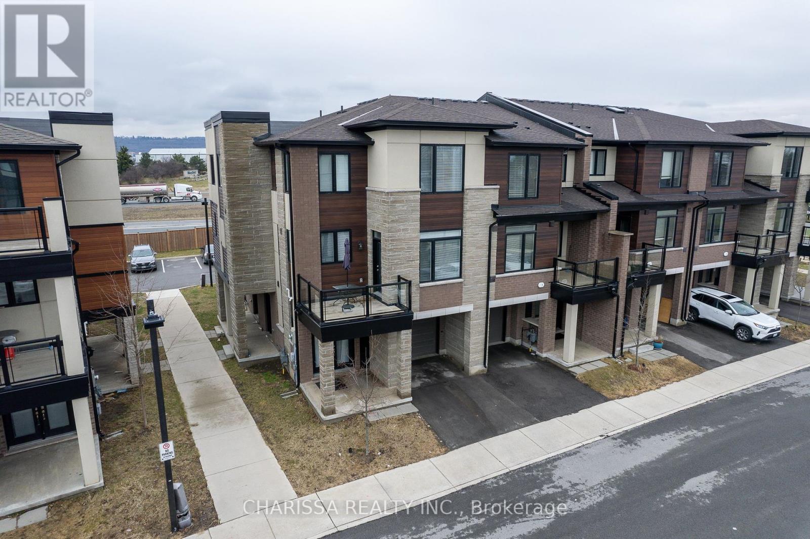 98 - 590 North Service Road N, Hamilton (Stoney Creek), Ontario  L8E 0K5 - Photo 8 - X12080450