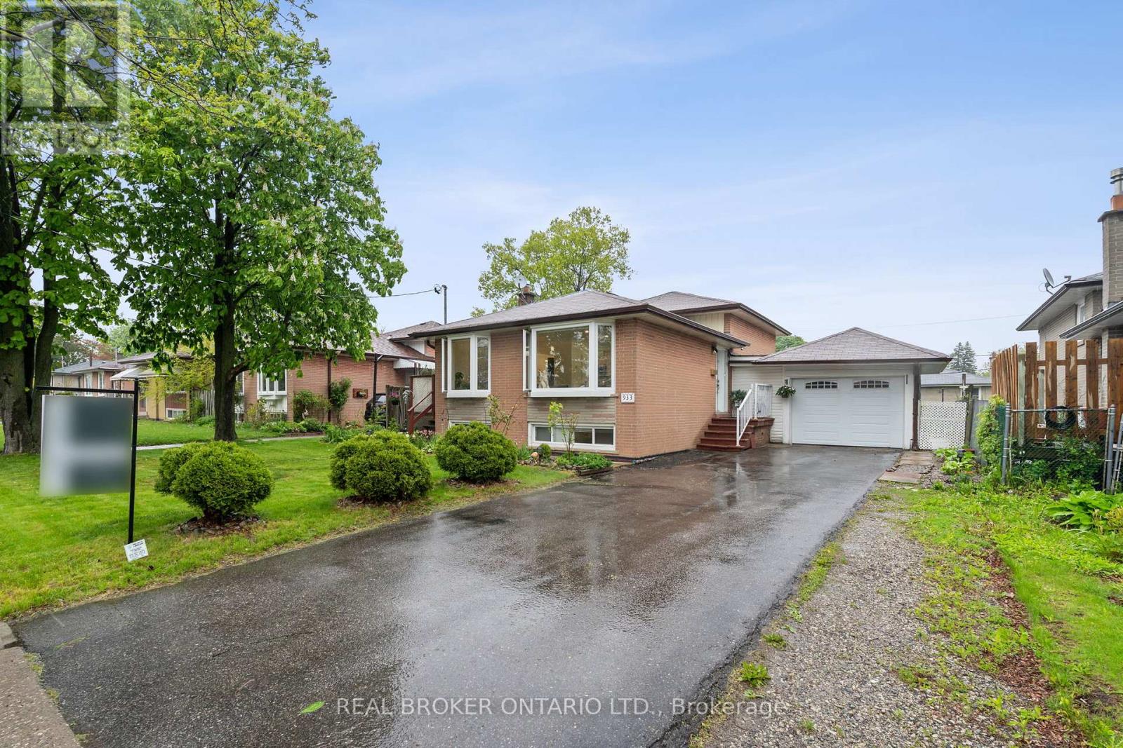 933 Scarborough Golf Clb Road, Toronto, Ontario  M1G 1J8 - Photo 2 - E12166752