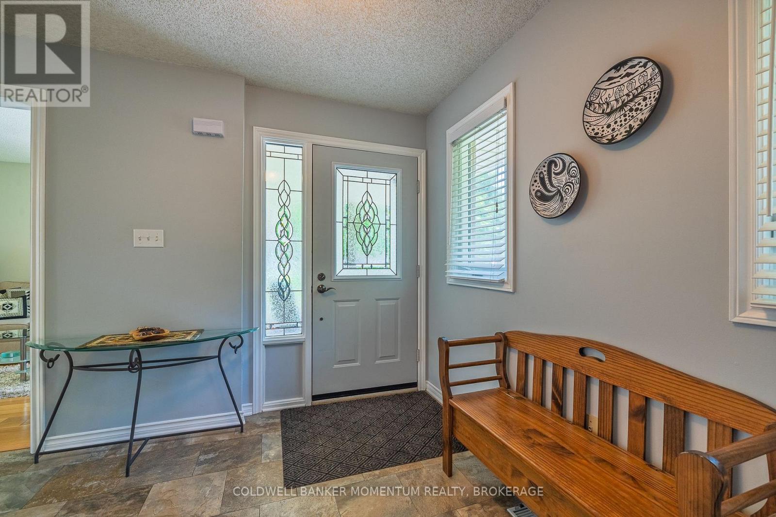 4544 Ivy Gardens Crescent, Lincoln, Ontario  L0R 1C9 - Photo 6 - X12217993