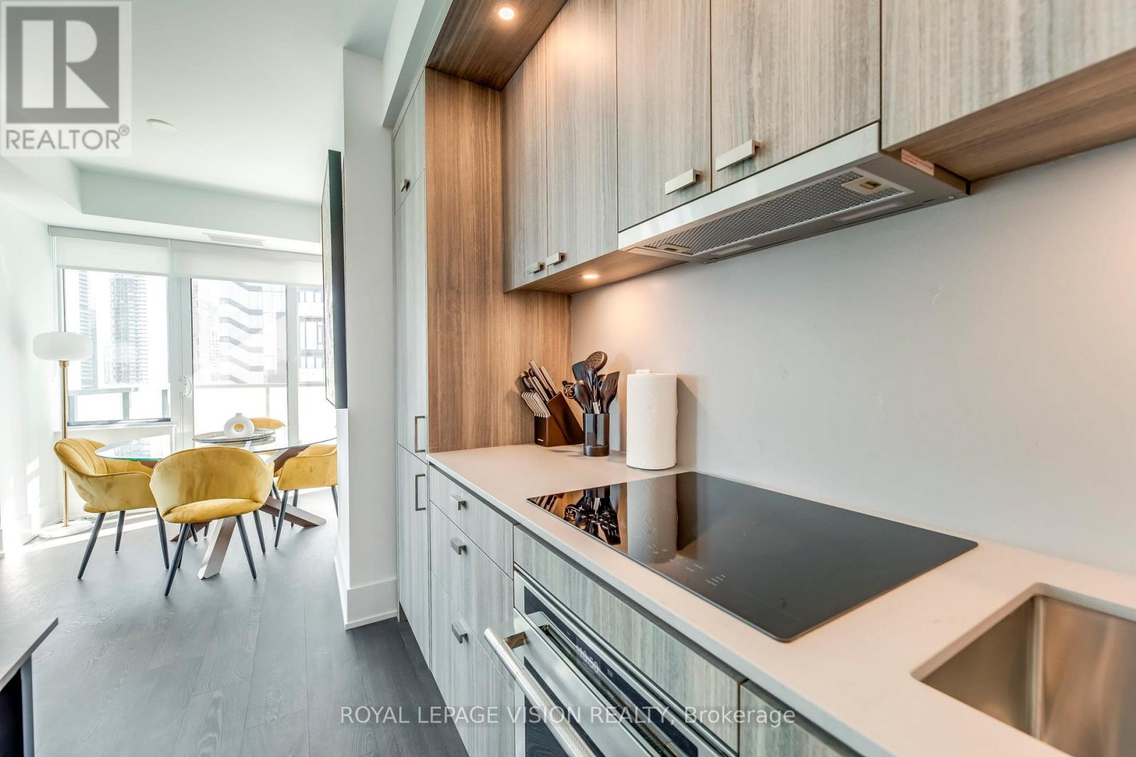 1506 - 470 Front Street W, Toronto, Ontario M5V 0V6 - Photo 7 - C12217973