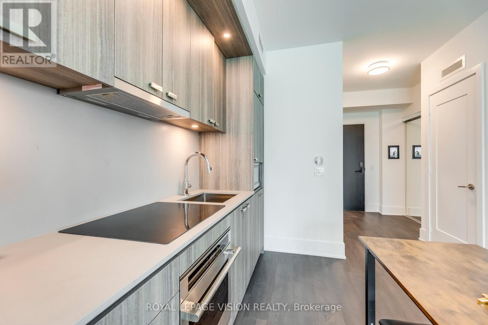 1506 - 470 Front Street W, Toronto, Ontario M5V 0V6 - Photo 8 - C12217973