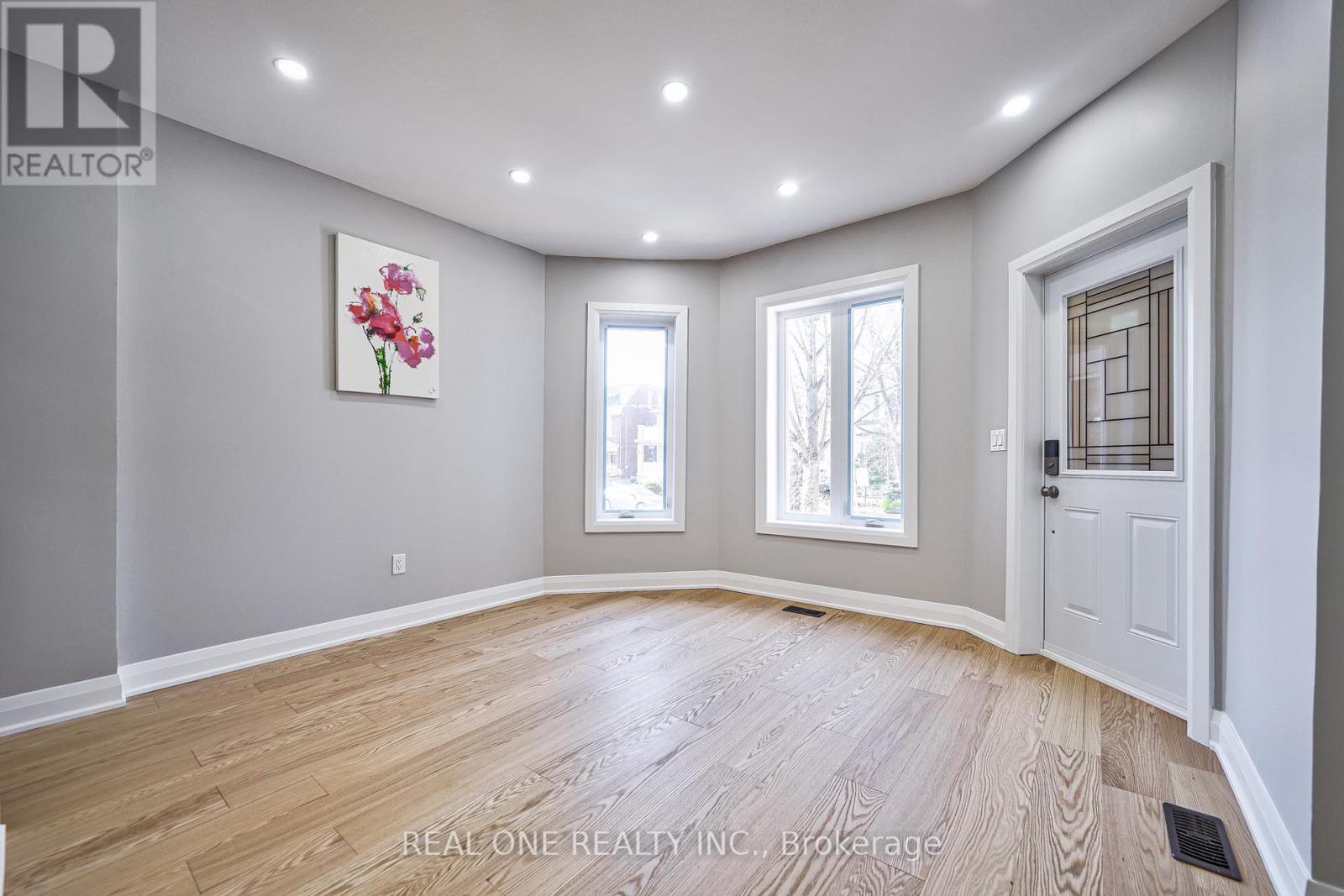 Property at 157 GLENHOLME AVENUE image 3