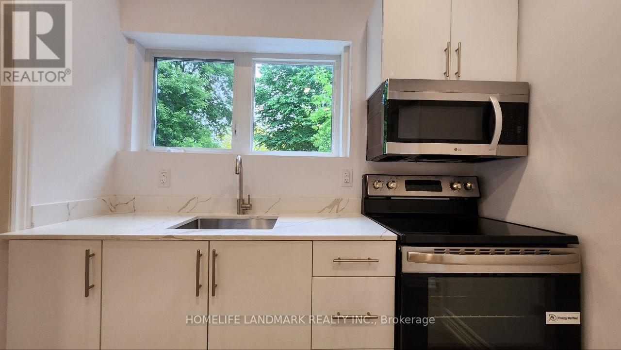 4 - 325 Simcoe Street S, Oshawa, Ontario  L1H 4H9 - Photo 3 - E12217980