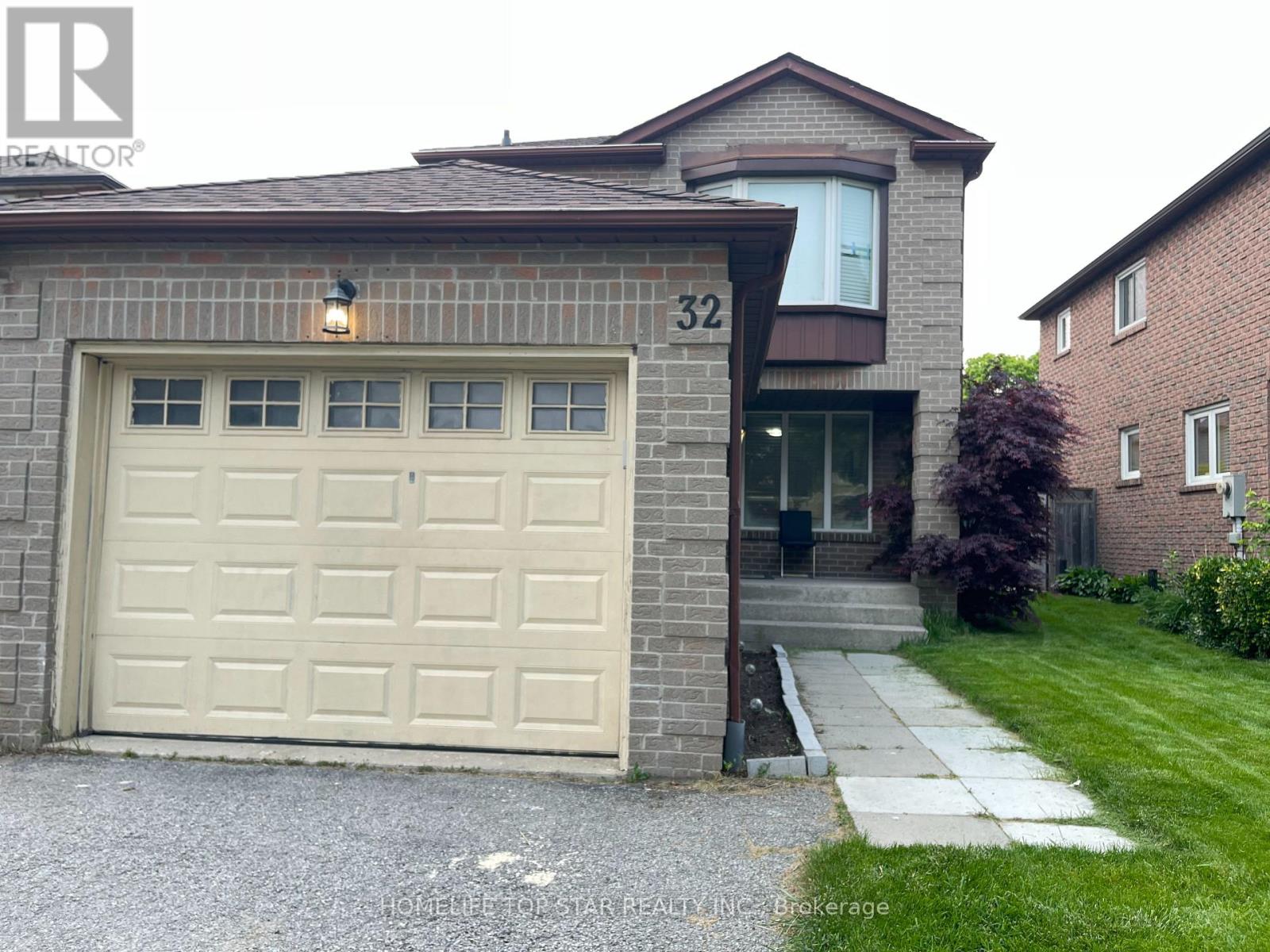 32 MILLINGTON CRESCENT, Ajax, Ontario