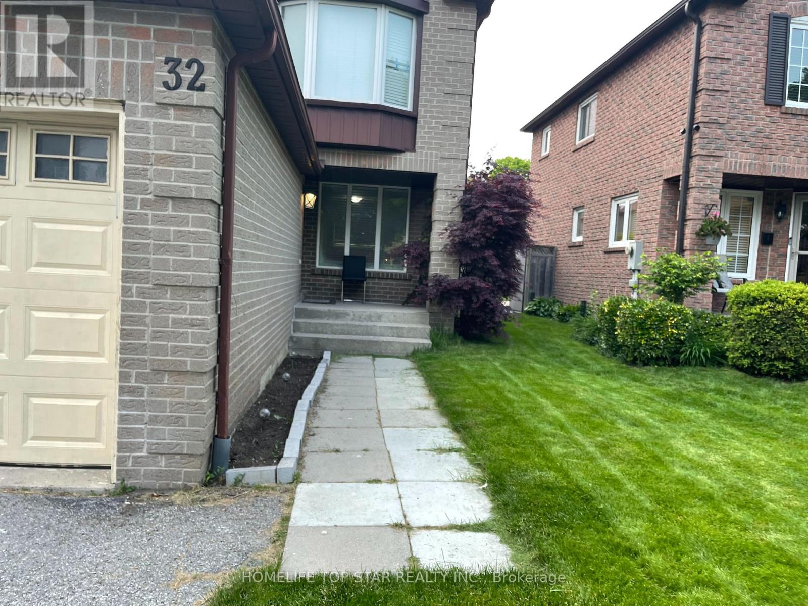 32 Millington Crescent, Ajax, Ontario  L1T 1R3 - Photo 3 - E12217997