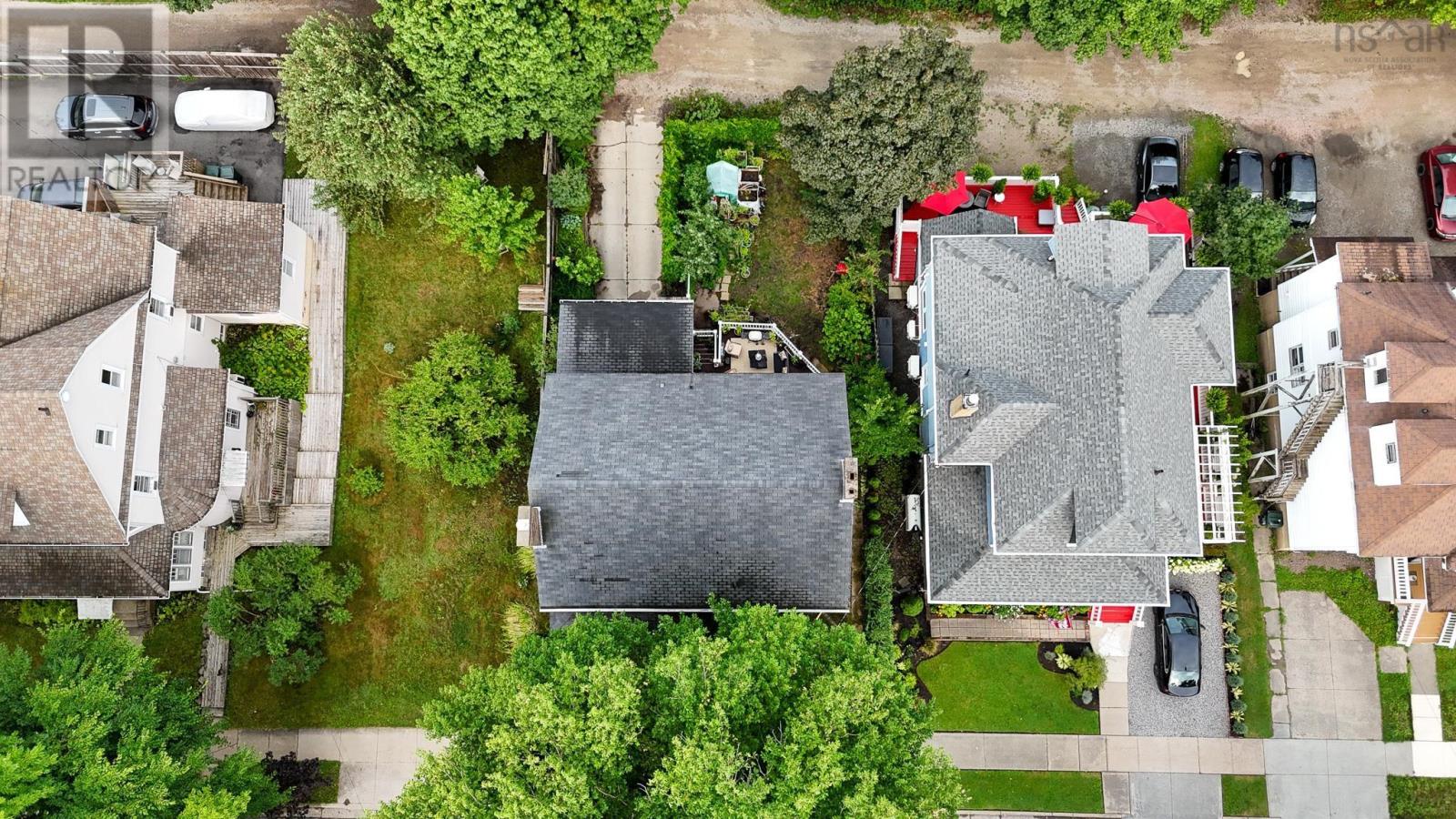 Property at 79 Whitney Avenue image 3
