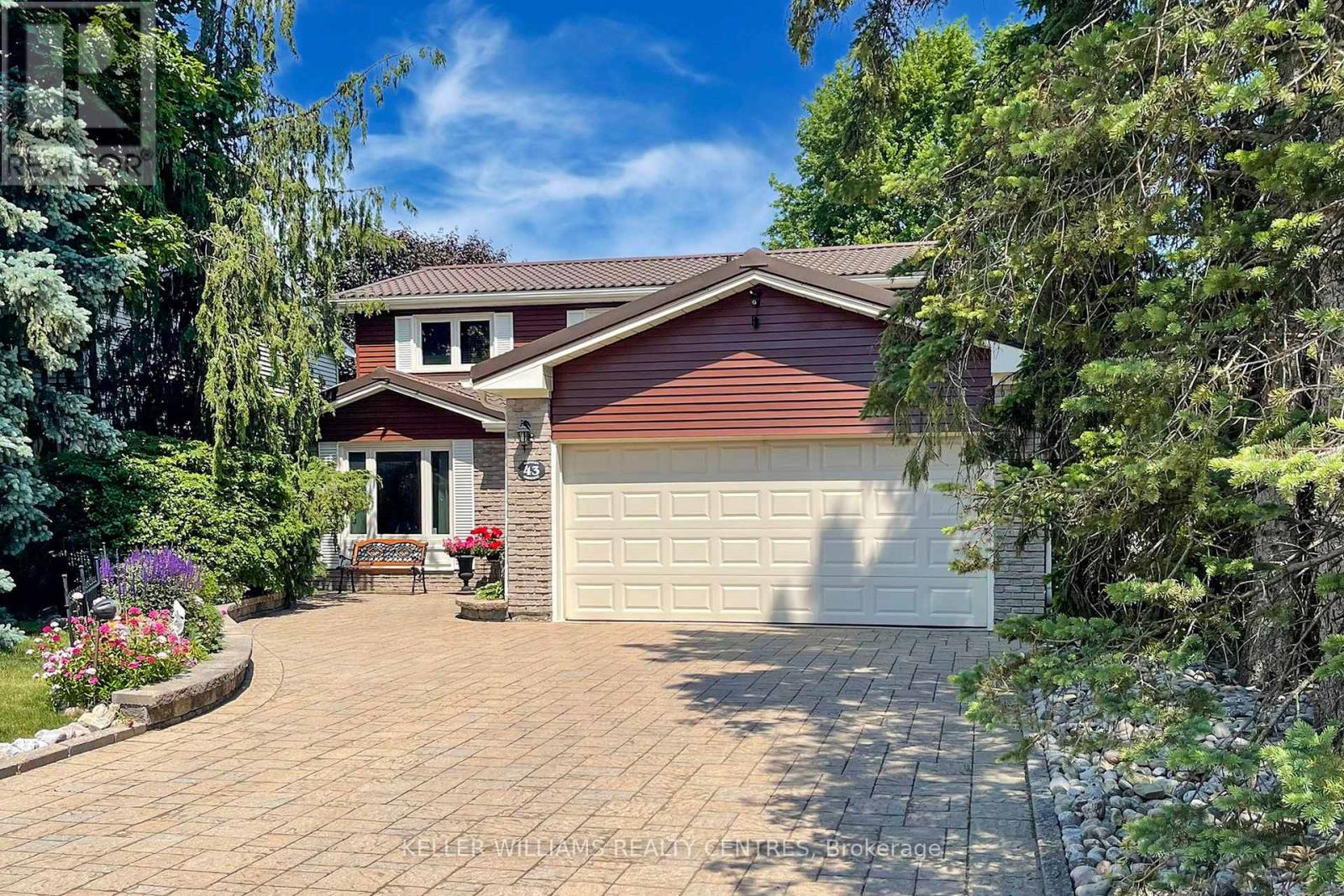43 MAYVERN CRESCENT, Richmond Hill, Ontario