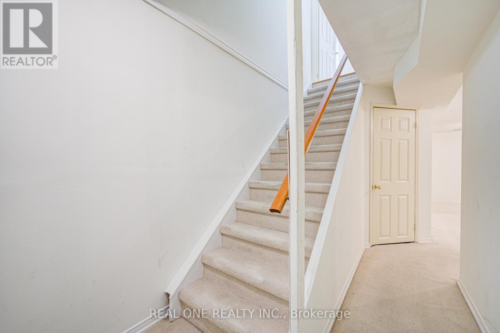 2899 Westbury Court, Mississauga, Ontario  L5M 6B2 - Photo 26 - W12217967