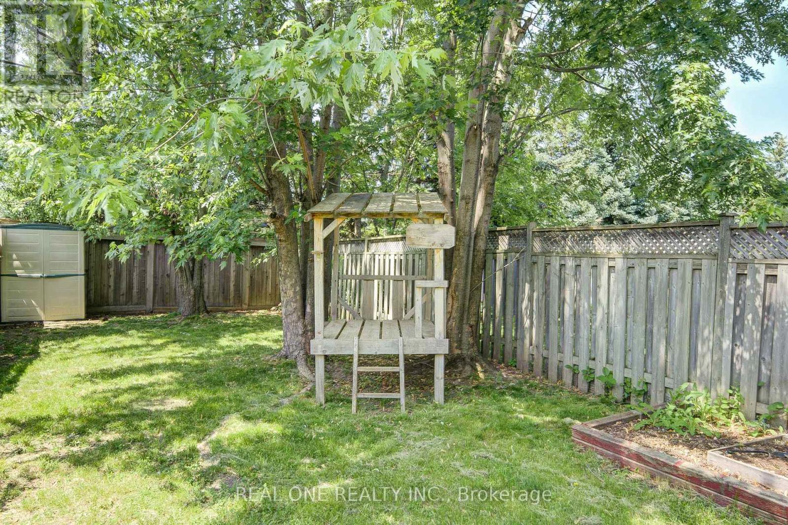 2899 Westbury Court, Mississauga, Ontario  L5M 6B2 - Photo 34 - W12217967