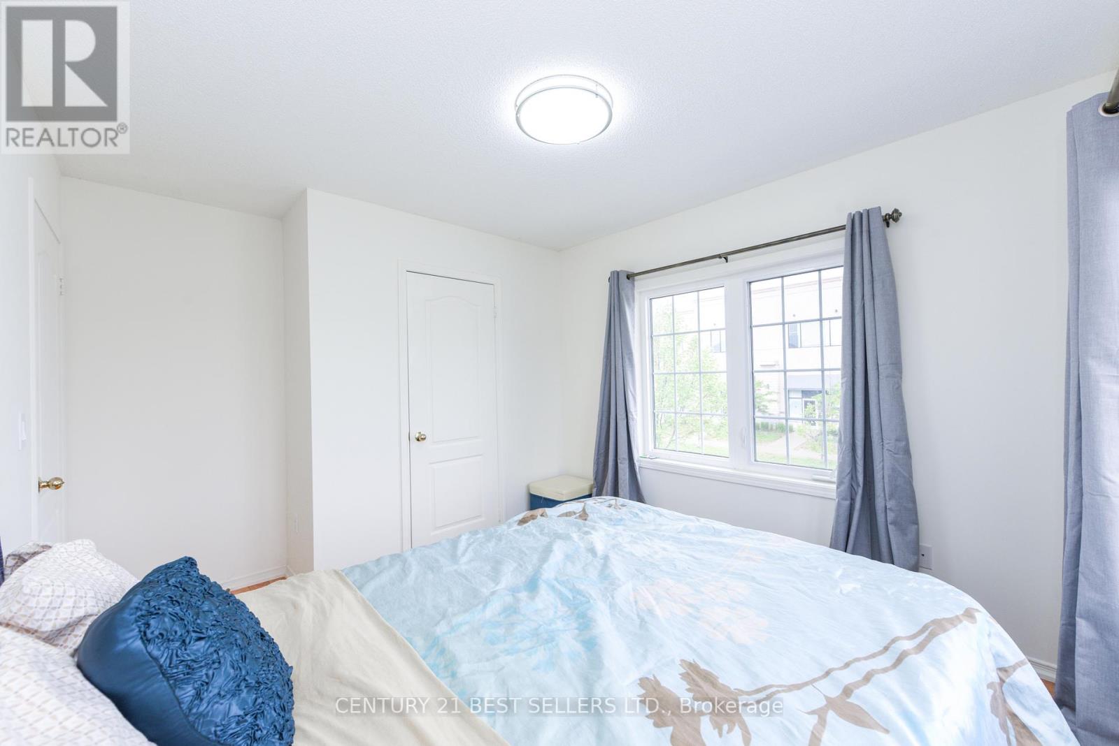 4247 Thomas Alton Boulevard, Burlington, Ontario  L7M 0N6 - Photo 24 - W12217981