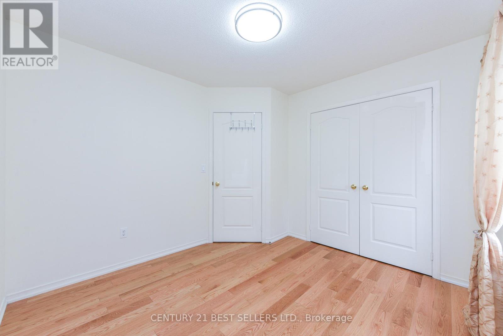 4247 Thomas Alton Boulevard, Burlington, Ontario  L7M 0N6 - Photo 28 - W12217981