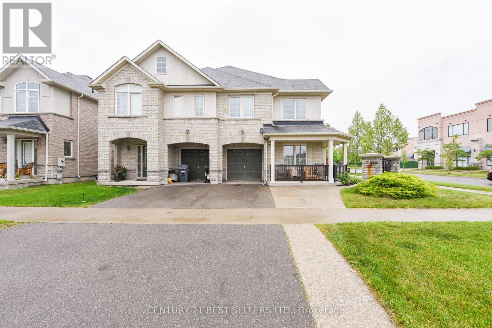 4247 Thomas Alton Boulevard, Burlington, Ontario  L7M 0N6 - Photo 3 - W12217981