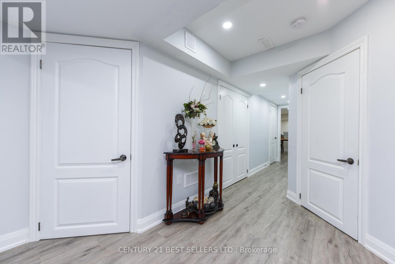 4247 Thomas Alton Boulevard, Burlington, Ontario  L7M 0N6 - Photo 32 - W12217981