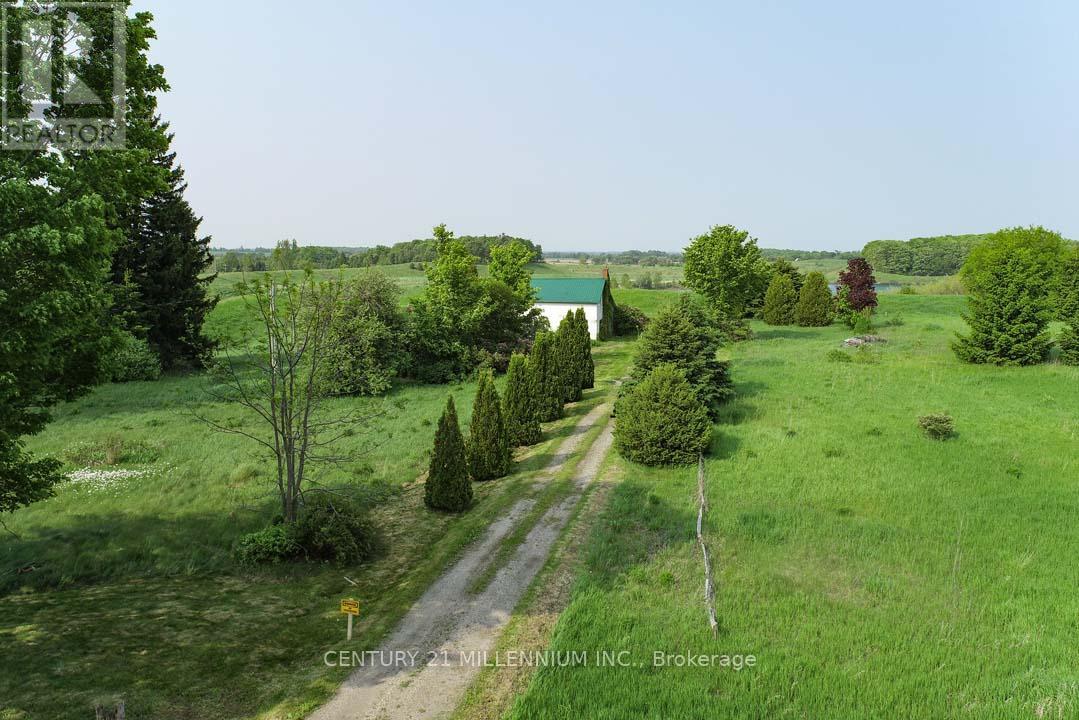 18323 Shaws Creek Road, Caledon, Ontario  L7K 1L2 - Photo 11 - W12217982