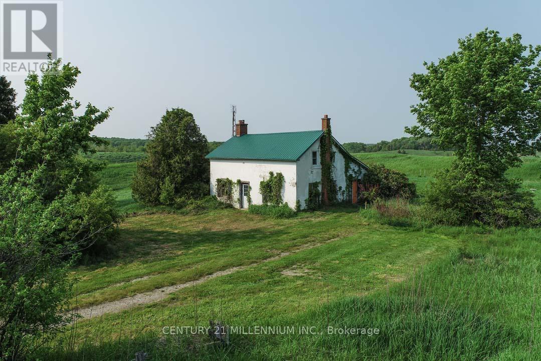 18323 Shaws Creek Road, Caledon, Ontario  L7K 1L2 - Photo 15 - W12217982