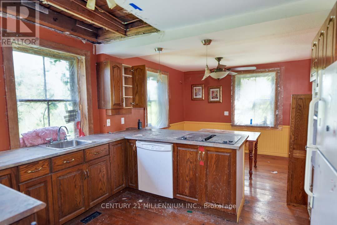 18323 Shaws Creek Road, Caledon, Ontario  L7K 1L2 - Photo 16 - W12217982
