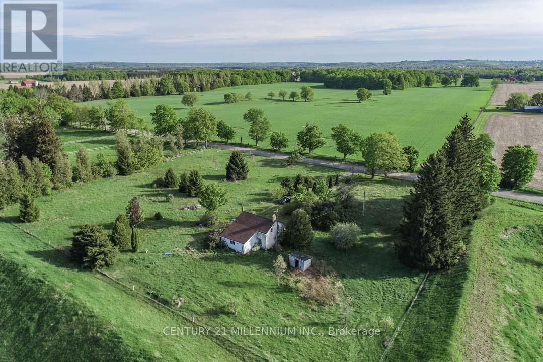 18323 Shaws Creek Road, Caledon, Ontario  L7K 1L2 - Photo 4 - W12217982
