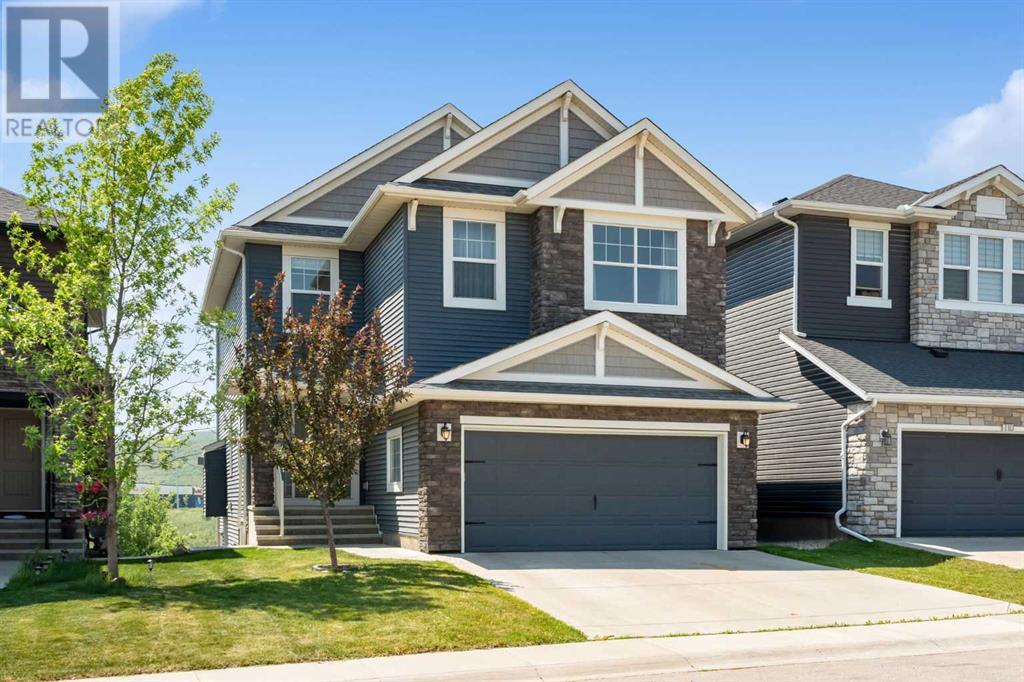 Property at 106 Nolancliff Crescent NW image 2