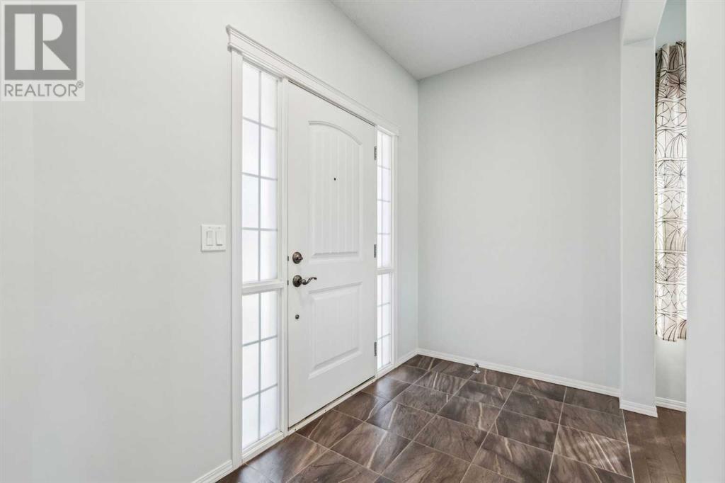 Property at 106 Nolancliff Crescent NW image 3