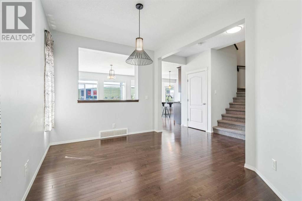 Property at 106 Nolancliff Crescent NW image 5