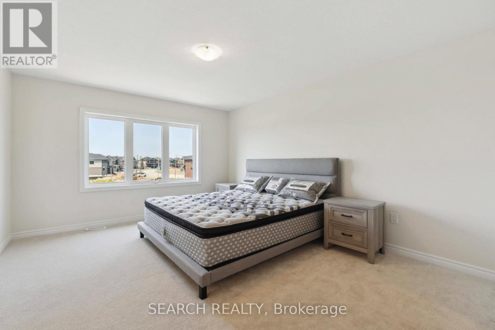 171 Vanilla Trail, Thorold, Ontario L2V 0L2 - Photo 25 - X12217978