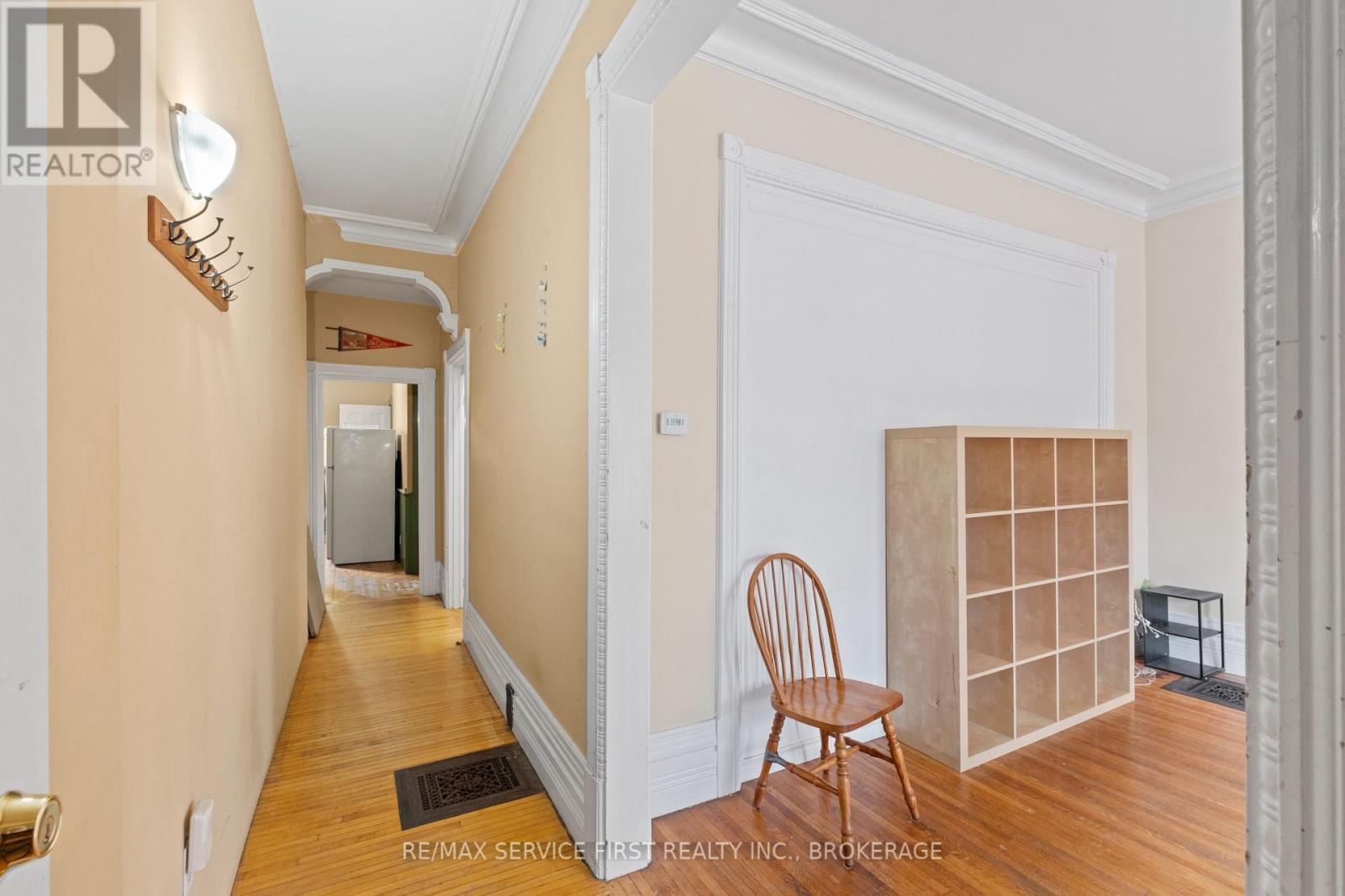 392 Alfred Street, Kingston (East Of Sir John A. Blvd), Ontario  K7K 4H7 - Photo 16 - X12218051