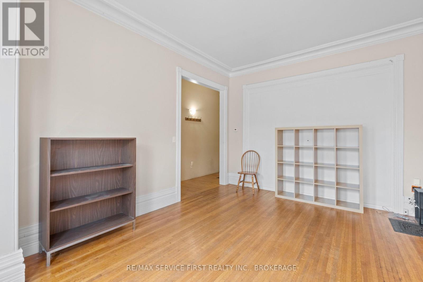 392 Alfred Street, Kingston (East Of Sir John A. Blvd), Ontario  K7K 4H7 - Photo 18 - X12218051