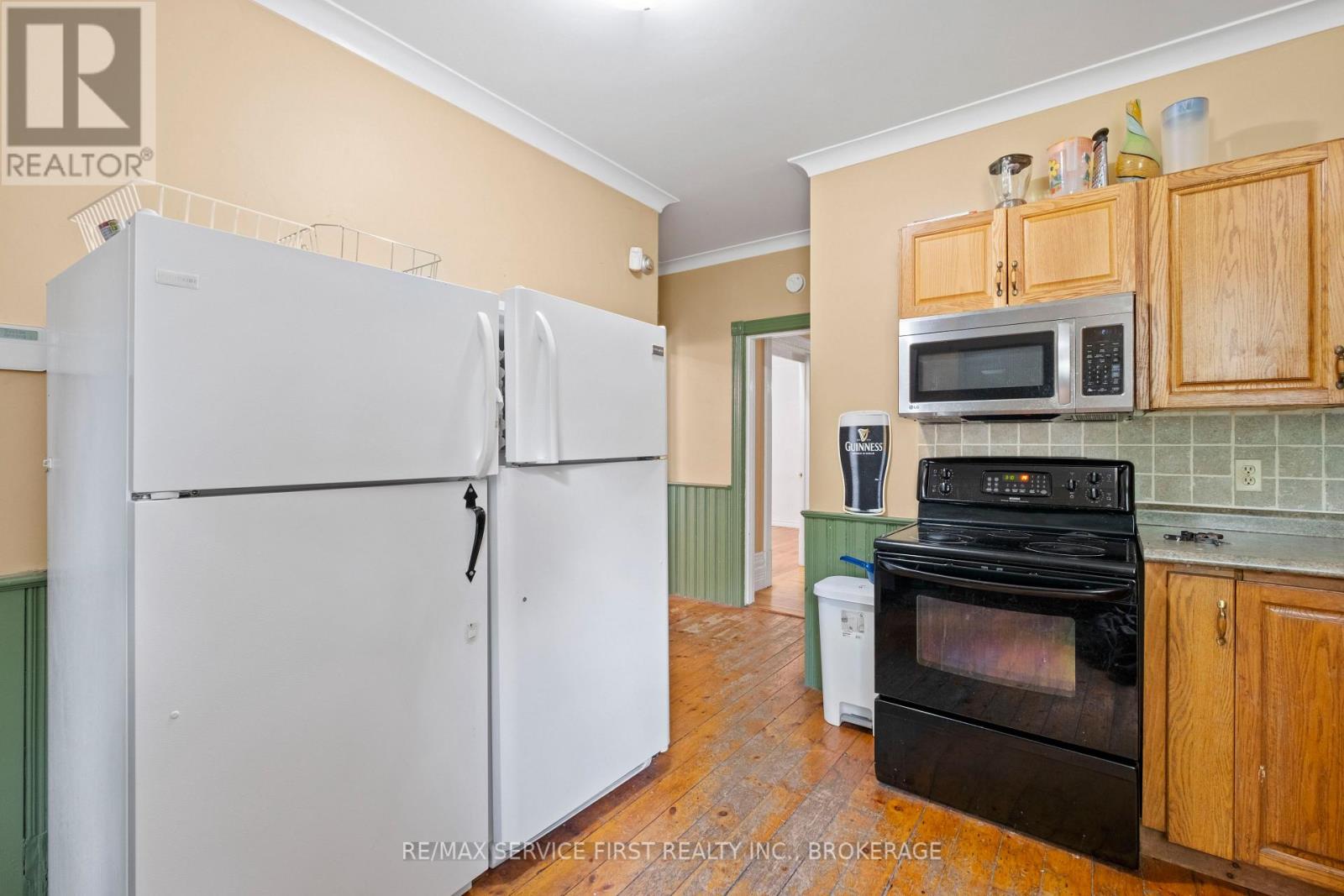 392 Alfred Street, Kingston (East Of Sir John A. Blvd), Ontario  K7K 4H7 - Photo 23 - X12218051