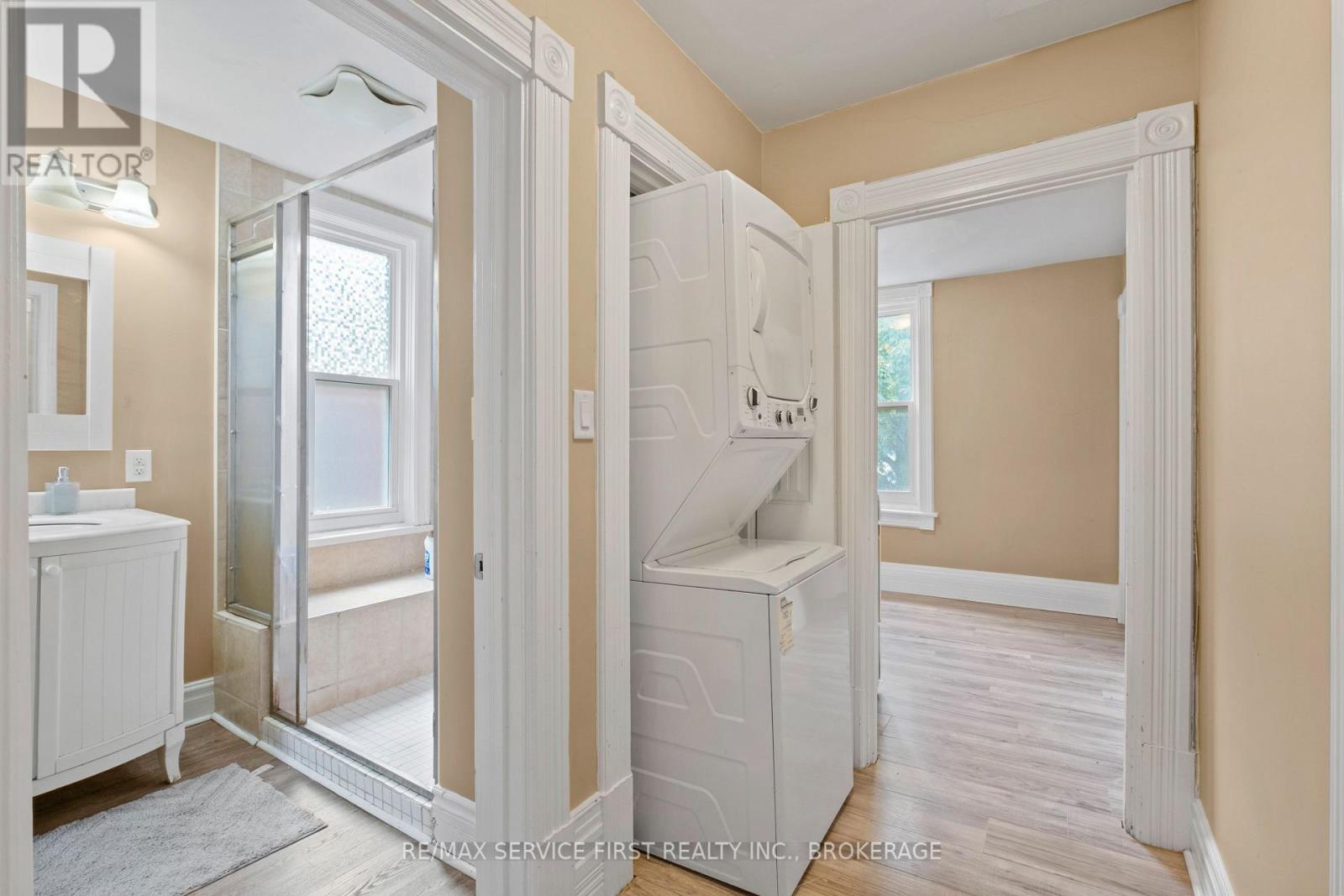 392 Alfred Street, Kingston (East Of Sir John A. Blvd), Ontario  K7K 4H7 - Photo 32 - X12218051