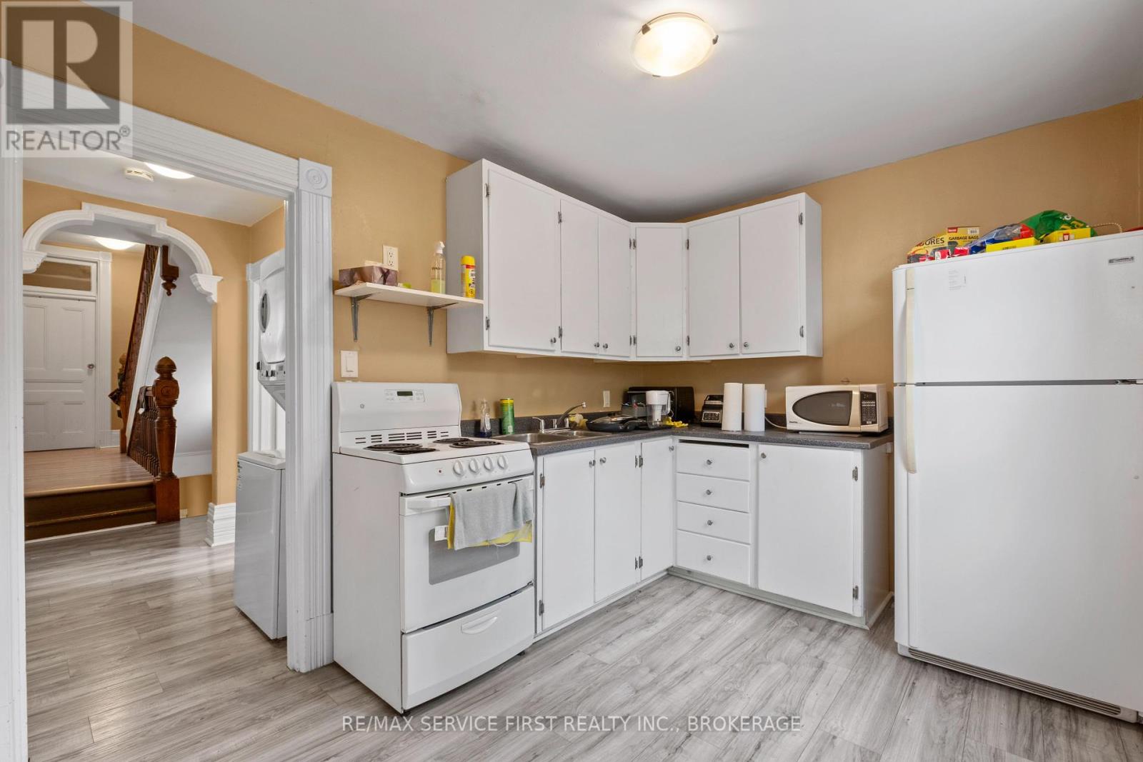 392 Alfred Street, Kingston (East Of Sir John A. Blvd), Ontario  K7K 4H7 - Photo 36 - X12218051