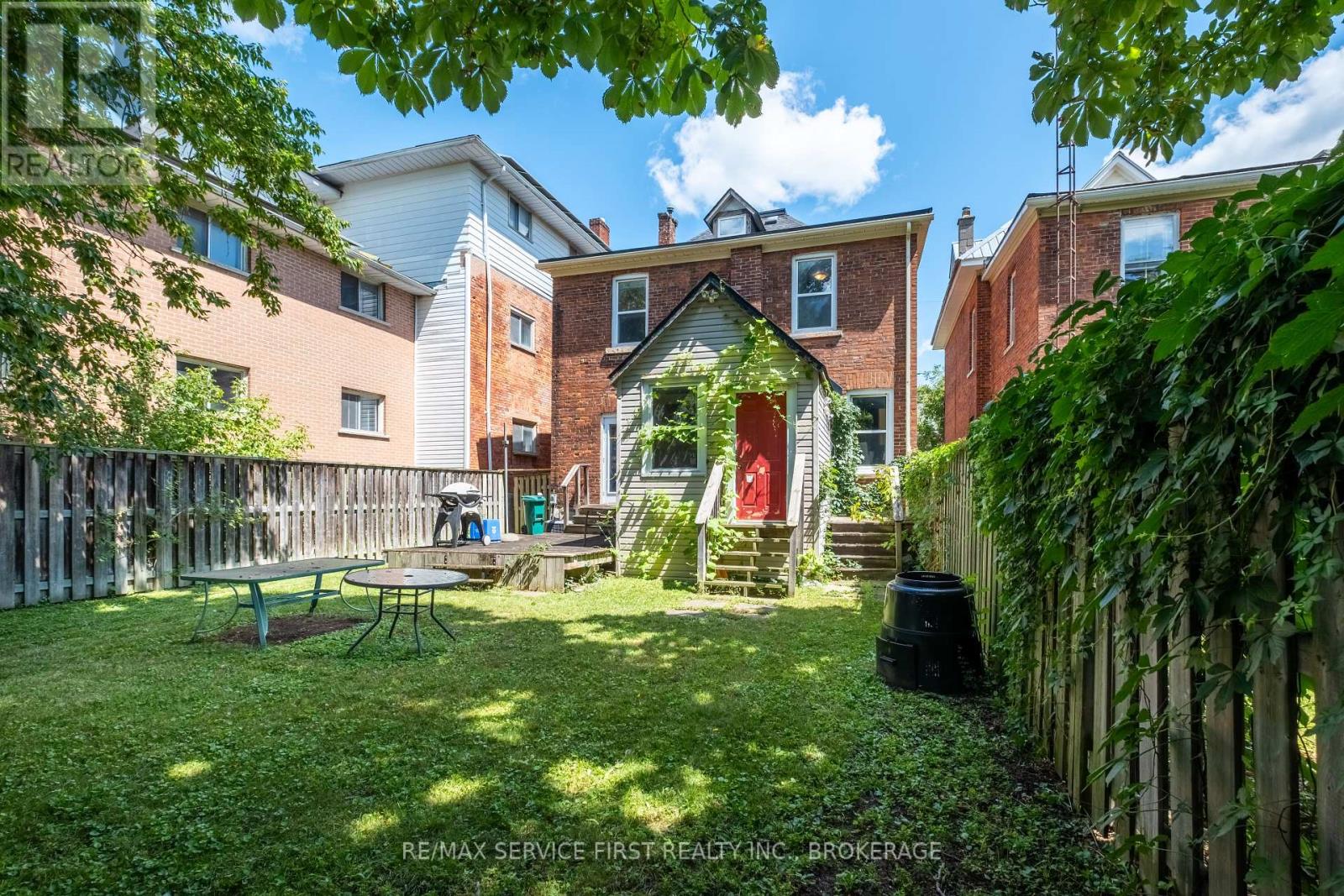 392 Alfred Street, Kingston (East Of Sir John A. Blvd), Ontario  K7K 4H7 - Photo 5 - X12218051