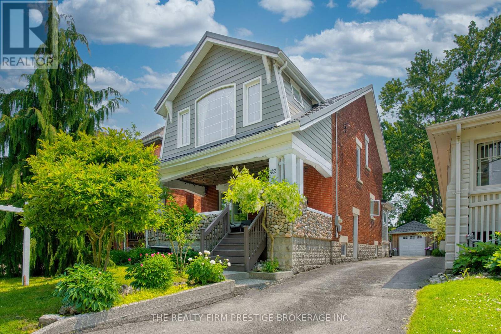 42 EVERGREEN AVENUE, London South, Ontario